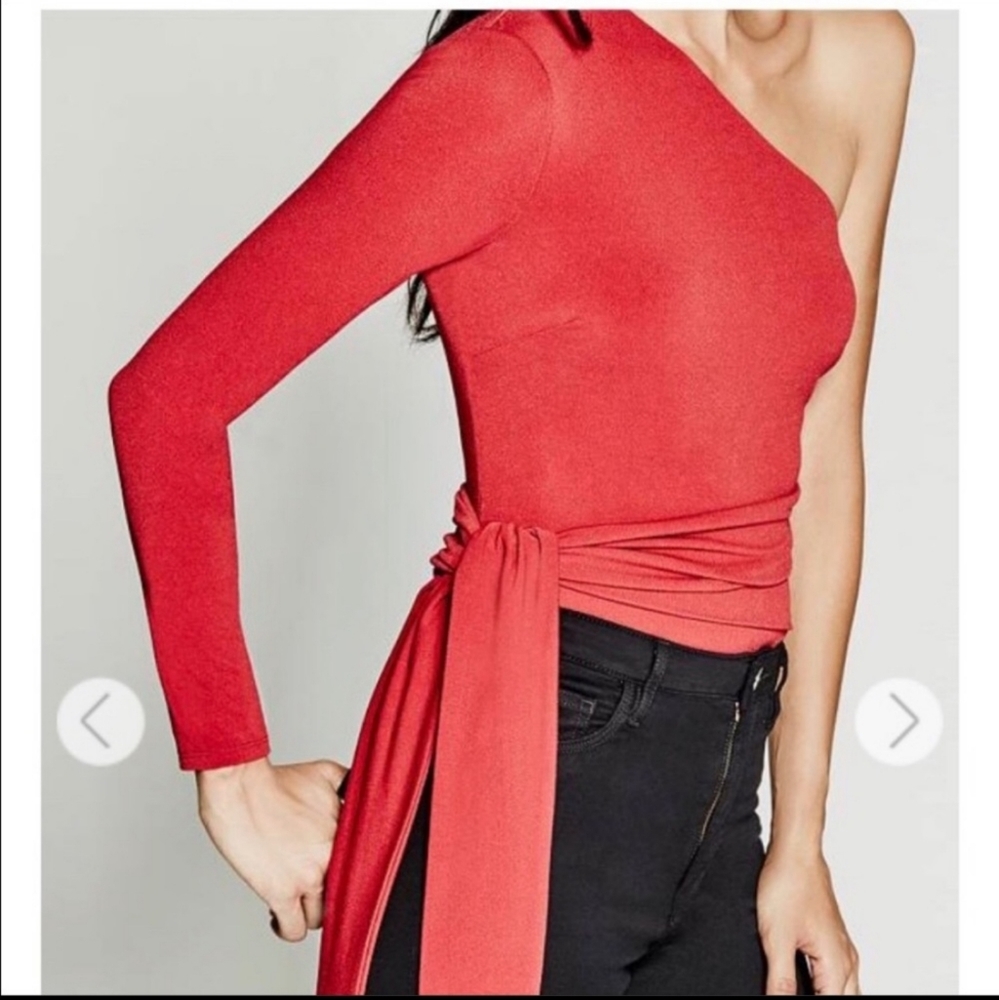 One shoulder crop top by Marciano